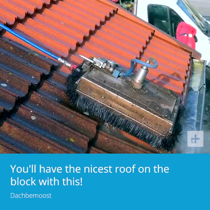 This gadget makes cleaning your roof safer!