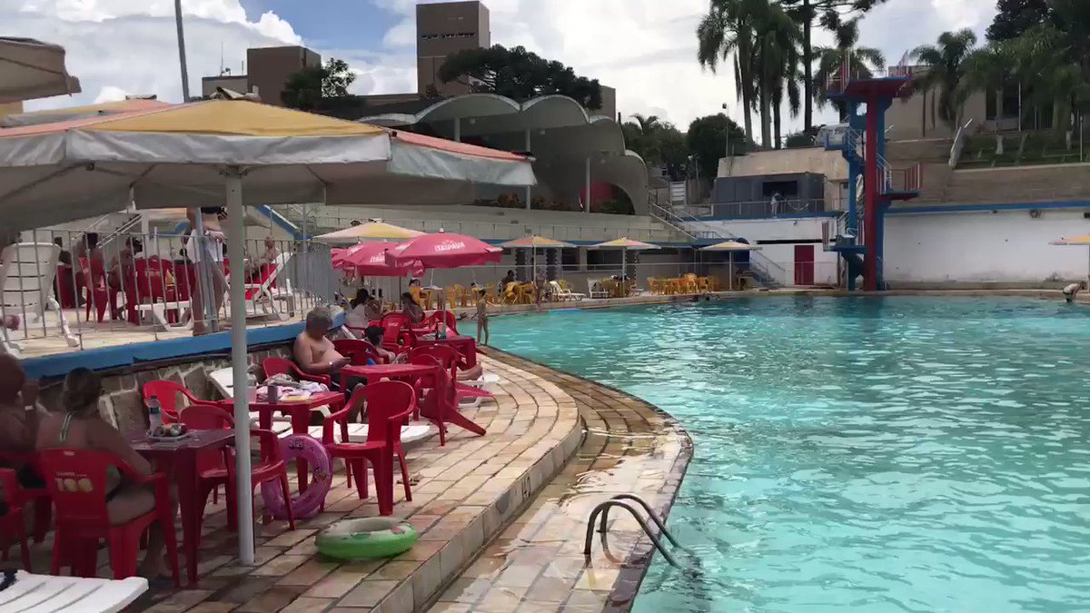 Sede do Paraná à venda reforça o 'fim das piscinas'. Lembre clubes