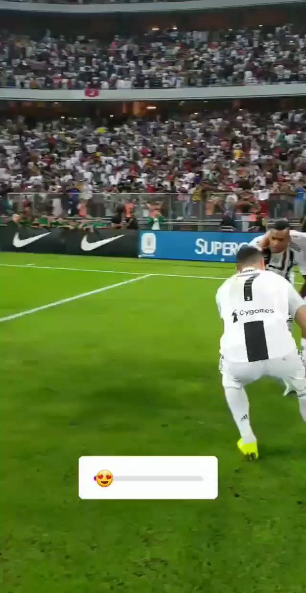 La PRIMA COPPA non si scorda mai!
#Supercoppa
#CR7