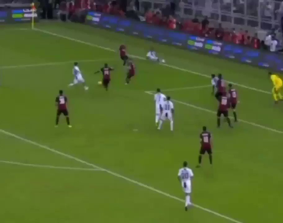 #JuveMilan
#Supercoppa
In #rai questo frammento di gara e stato estrapolato e portato su un altro pianeta da alieni, non si spiega altro motivo. @RaiSport fortunatamente per voi (o sfortunatamente) c'รจ qualcuno che l'ha salvato prima del rapimento alieno.