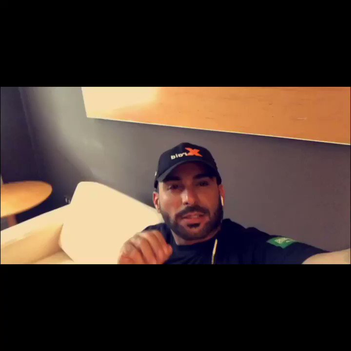 يزيد محمد الراجحي (@Yazeed_AlRajhi) on Twitter photo 17/01/2019 17:17:24 وجه نظري الشخصية في حملة #بيرين_صوديوم_أقل 👇🏻👇🏻👇🏻@Berain_water وجه نظري الشخصية في حملة #بيرين_صوديوم_أقل 👇🏻👇🏻👇🏻@Berain_water