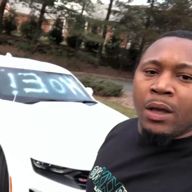 WORLDSTARHIPHOP (@WORLDSTAR) on Twitter photo 17/01/2019 17:33:27 Why they had to do Darius like that though?! 😳😩😂 @Darius_DK Why they had to do Darius like that though?! 😳😩😂 @Darius_DK