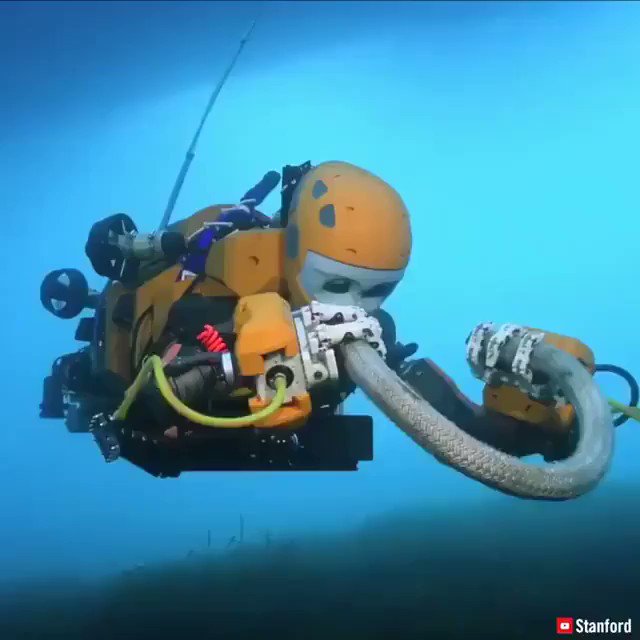 Researchers at @Stanford developed a diver robot to monitor reefs and explore shipwrecks! 🌊🤖
#AI #Robotics #Automation #IoT #ArtificialIntelligence #MachineLearning #ML #BigData #tech #DeepLearning #NeuralNetworks #diving #scuba #scubadiving #robots #blockchain #technology