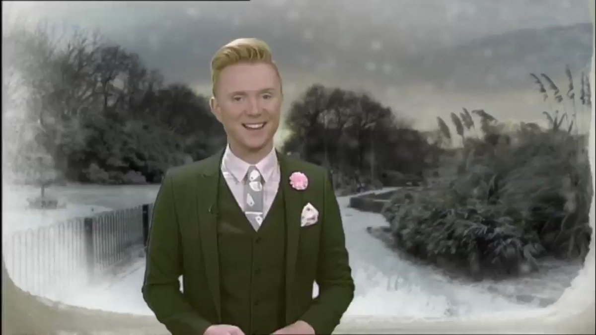 🎉 IT IS FRIDAY 🎉
As a treat... I’m giving you a heads up on SNOW over the next few days. We’re in for a change but there’s SOME uncertainty. Here’s the latest, have a FAB-U-LOUS weekend x
#uksnow #weather #snow