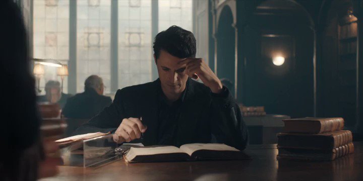 It's just one scen, though you can see all the elements will make you love this show so much.
#FlashbackFriday
#adiscoveryofwitches