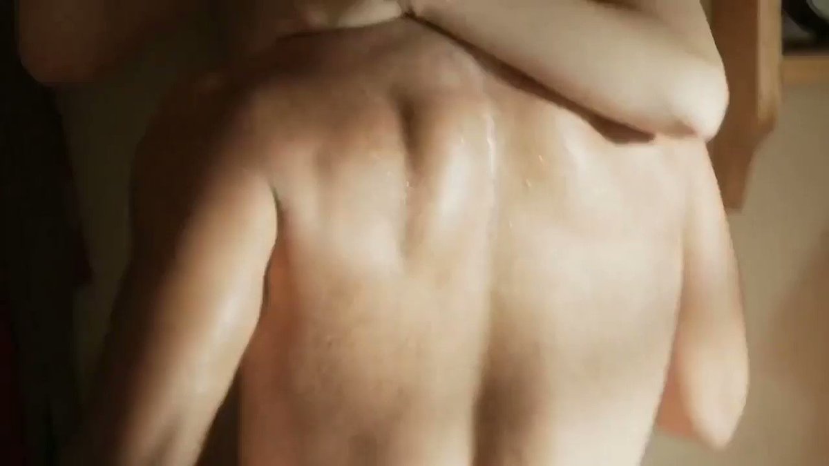 Emmy Rossum – Shameless S07E05 (2016) – Celeb Nudity