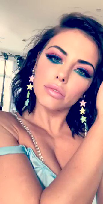 Cotton candy squirting anal slut! https://t.co/wSTeJ3Oeu0