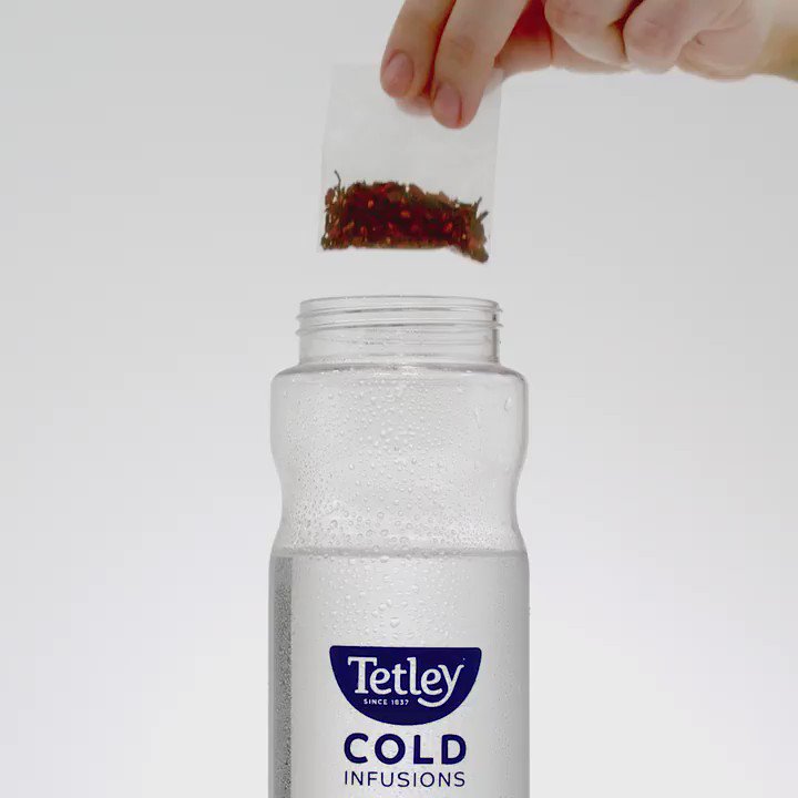 Shake up the ordinary with the refreshing taste of our Raspberry & Cranberry Cold Infusions
#HowDoYouShakeIt #ColdInfusions #Tetley