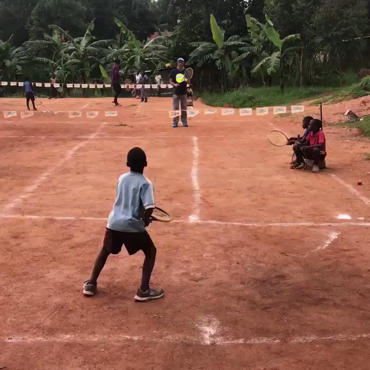 However old you are, whatever the circumstances, wherever you are in the world, tennis is a sport for everyone...
Just ask these 5-year-old Ugandan primary school students 😊
🎥 @10martinrocca
