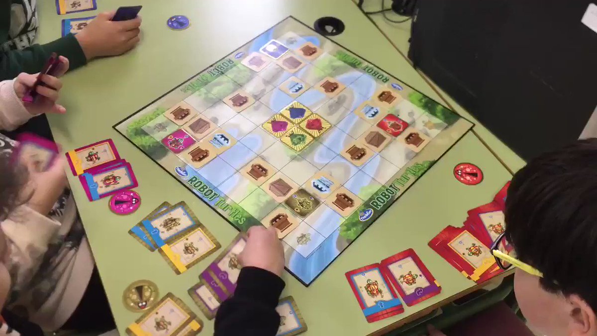 Los juegos de mesa sobre #programación nos ofrecen actividades de ampliación para los equipos más adelantados. #pensamientocomputacional #pensabdoenBITs #ceipBalaídos @bitsbytes_cards @ThinkFun