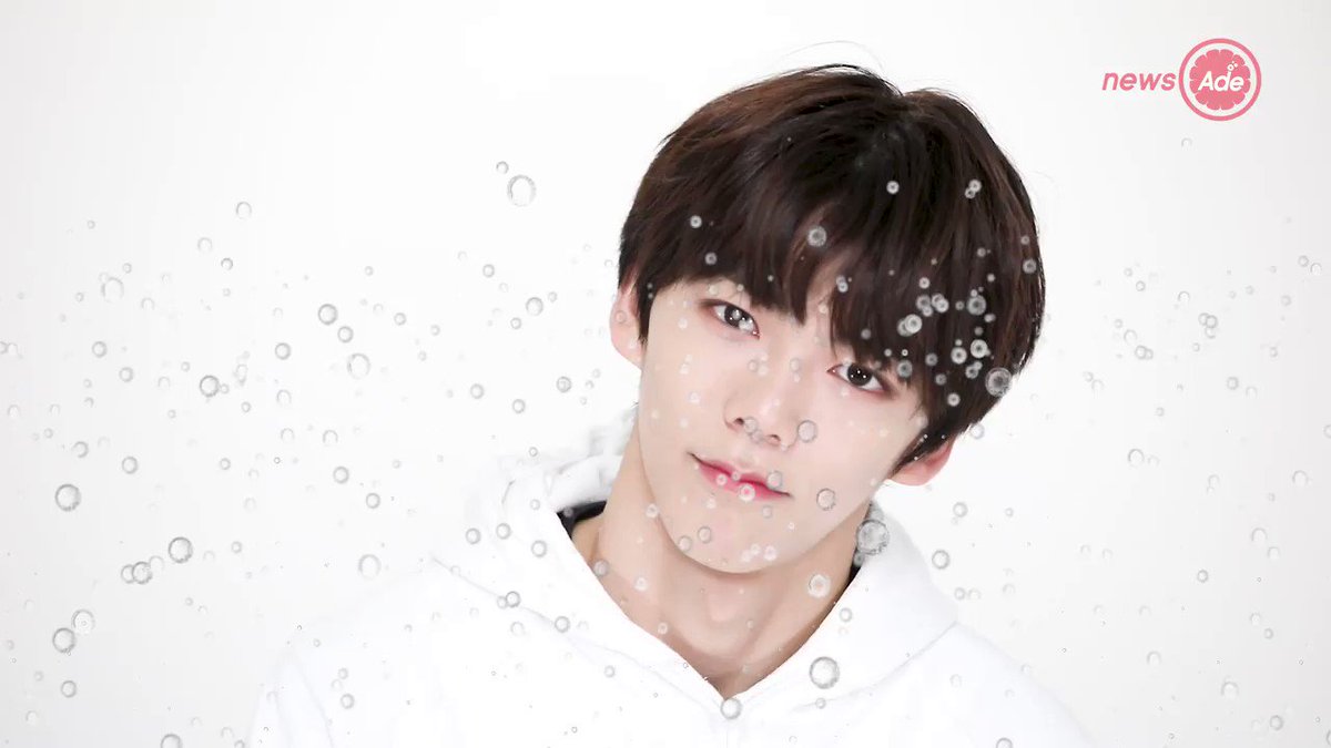 #베리베리 #VERIVERY #민찬 애교에 푹 빠져봐!😘
▷ 톡 쏘는 뉴스 @news_ade