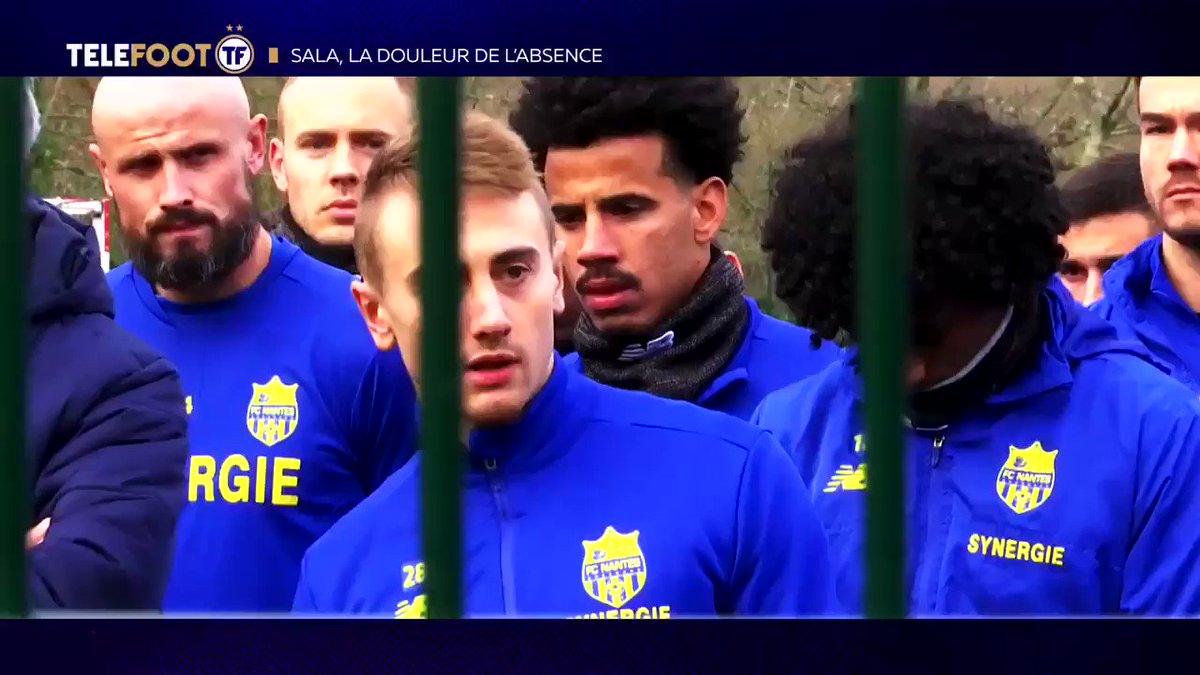 🎥 « Sala, la douleur de l’absence »
💛 @EmilianoSala1
🕯 @FCNantes
#prayforsala @telefoot_TF1
Replay https://www.tf1.fr/tf1/telefoot/videos/telefoot-27-janvier-2019.html …