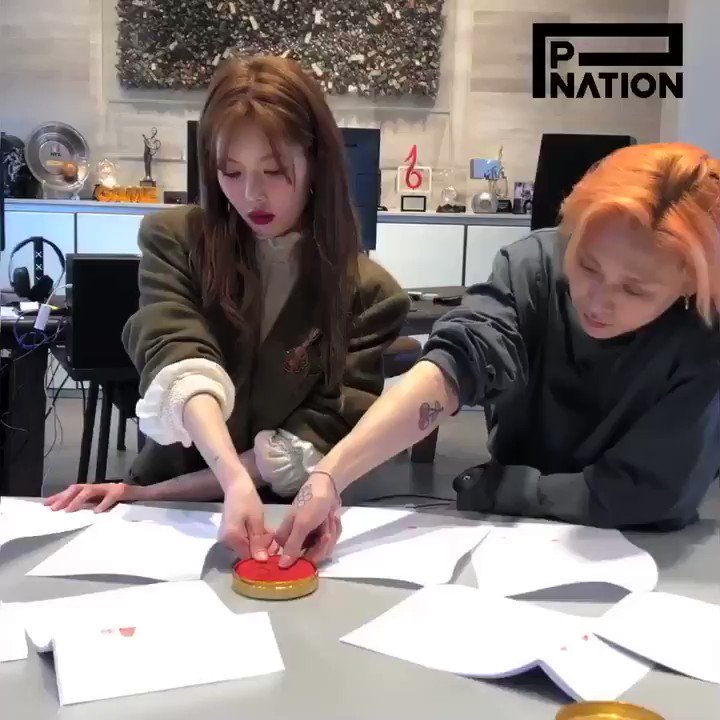 PSY (@psy_oppa) on Twitter photo 2019-01-29 09:08:20 #onesweetday #어느예쁜날 feat. #HyunAh #Edawn #pnation #피네이션 #onesweetday #어느예쁜날 feat. #HyunAh #Edawn #pnation #피네이션