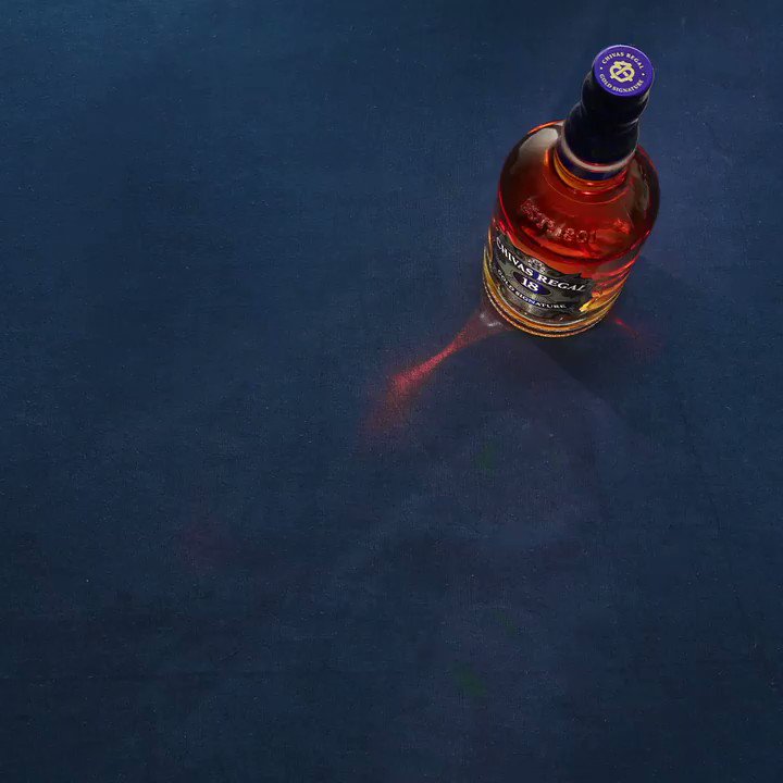 The complex flavours in #Chivas18 match perfectly with fruity deserts like Pavlova. The berries bring out the fruity character of the whisky perfectly. Bon Appetit! https://t.co/4k7MxzasQZ