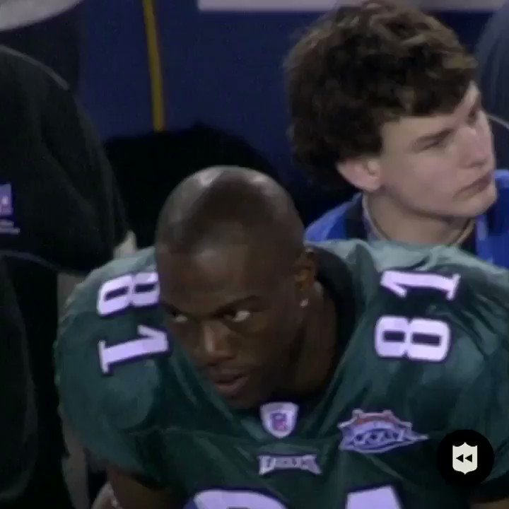 Happy Birthday to Terrell Owens! 

A top 3 WR to ever play, I m pretty sure he could still get to it today. 