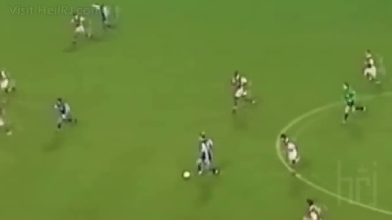 Happy 52 Birthday to Gabriel Batistuta. What a player  