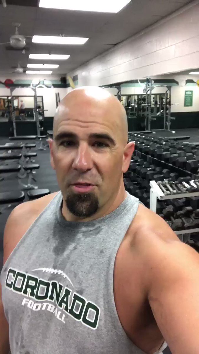 The weight room doesnโt do a lot of things, but it DOES play favorites!