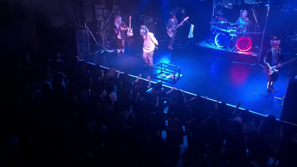 大箱大行脚 名古屋公演より
「【K】0626【渇望】」
↓今後おさえてほしいライブ↓
2月10日(日)福岡
2月16日(土)大阪
2月25日(月)新宿ブレイズ→無料ワンマン
3月4日(月)北海道
3月16(土)Zeppダイバー3周年ワンマン