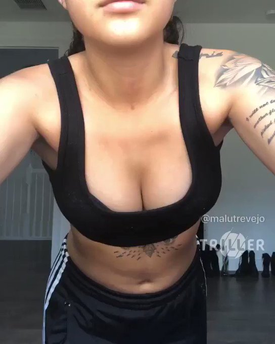 😛 #comotumequieres #triller https://t.co/BGxfpbUZRu<a href="/tag/comotumequieres"class="tags">#comotumequieres</a><a href="/tag/triller"class="tags">#triller</a>