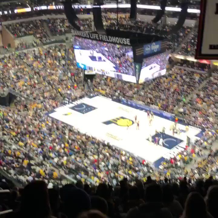 The Pacers home crowd chanted "LeBron's gonna trade you" while Brandon Ingram shot free throws 😬
(via @jcampione87)