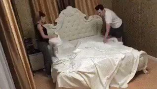 🤩ベッドメイキング🛏️ VS 猫😺