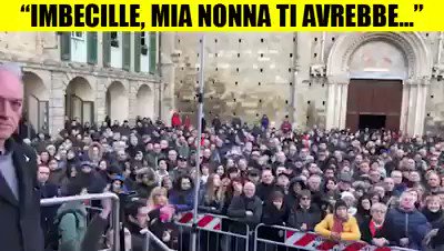 A questo imbecille mia nonna avrebbe dato due schiaffi ben assestati.
Questi pochi intolleranti e violenti non fanno paura a un POPOLO pacifico che va in piazza per interessarsi del suo Futuro.
Ancora un abbraccio alla signora!