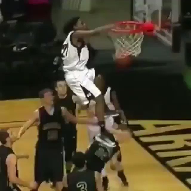 Block or charge?🏀💥