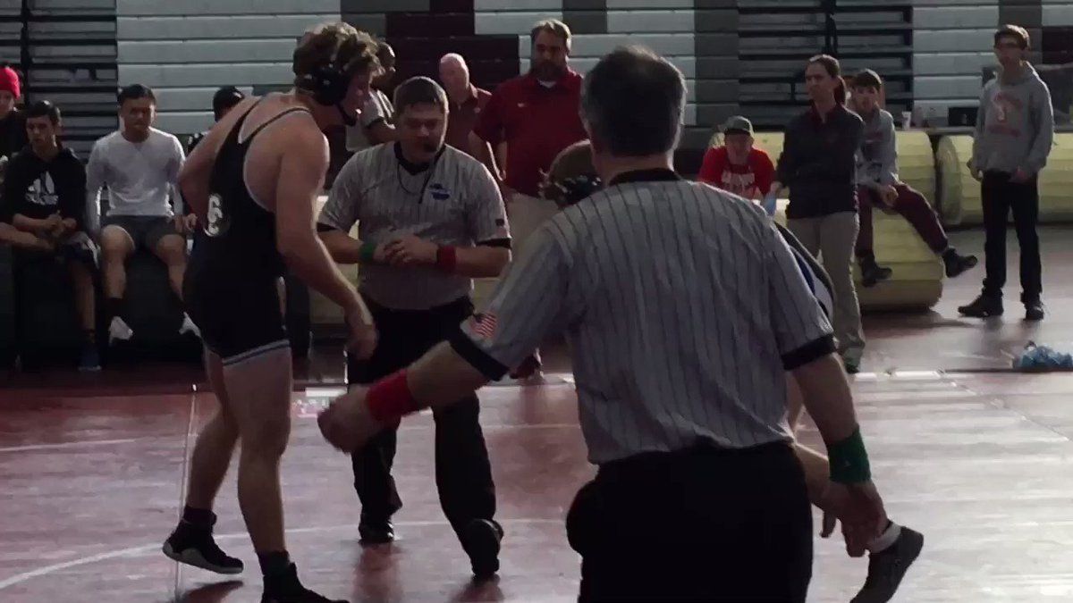 JONATHAN WINS 1st against his #CamdenCounty opponent in OT @OfficialGHSA #7A Sectionals! #ProudtobeaWaltonRaider
@waltonwrestling @WaltonAthletics @WHSRaiderFans @WaltonRecruits
