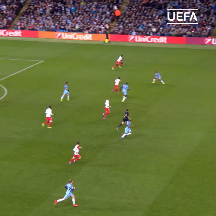 Happy birthday, Radamel Falcao! Who remembers this goal from 2017? 

