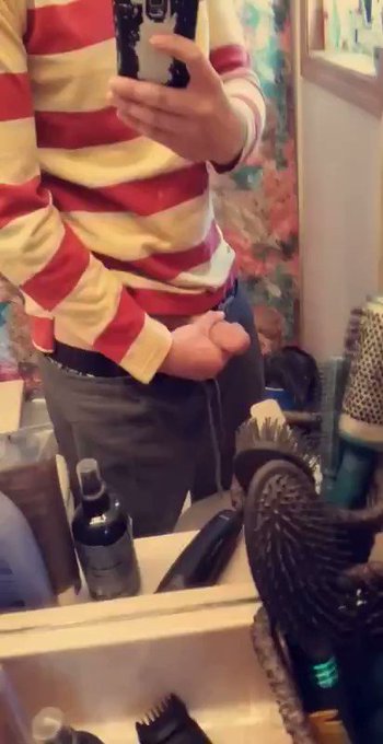 feeling myself. #cock #dick #gayteen #gay #gayboy #gaysex #gayporn #jackoff https://t.co/mhsoik5jL5