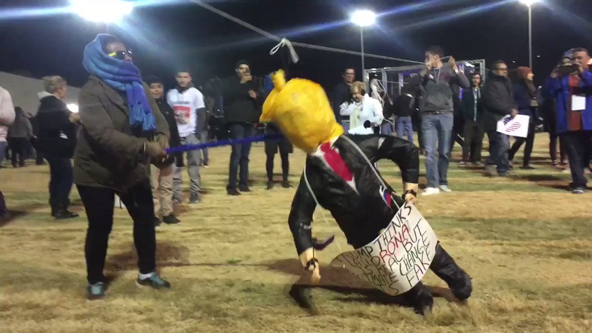 Remember when Beto said walls cause violence and death?
This was Beto’s anti-wall rally: