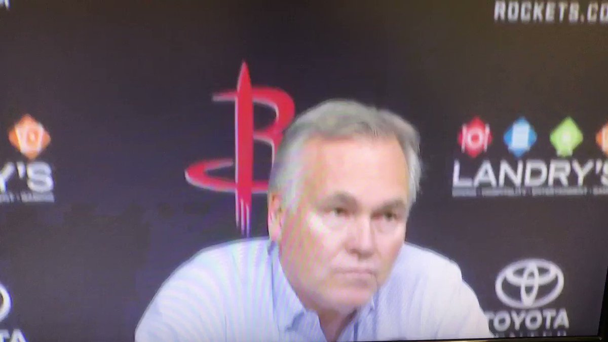 #Rockets coach Mike D’Antoni on James Harden extending his streak of 30+ point games to 30. #NBA #Houston
@FOX26Houston