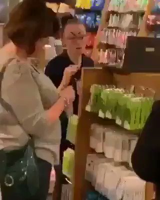 Effectivement ça agrandi le regard 😳😳