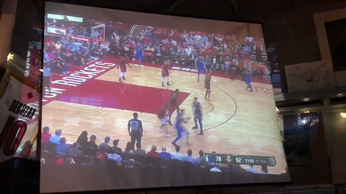 只今の時間🐴 #DALvsHOU 🚀放映中
#NBA #NBATwitter #DAL #HOU
#MavsvsRockets #Mavs #Rockets
#MFFL #RunAsOne #ToyotaCenter
#ThisIsWhyWePlay #tokyoeaside
#T13 #木場 #basketballcafe
#BALLTONGUE 🏀👻