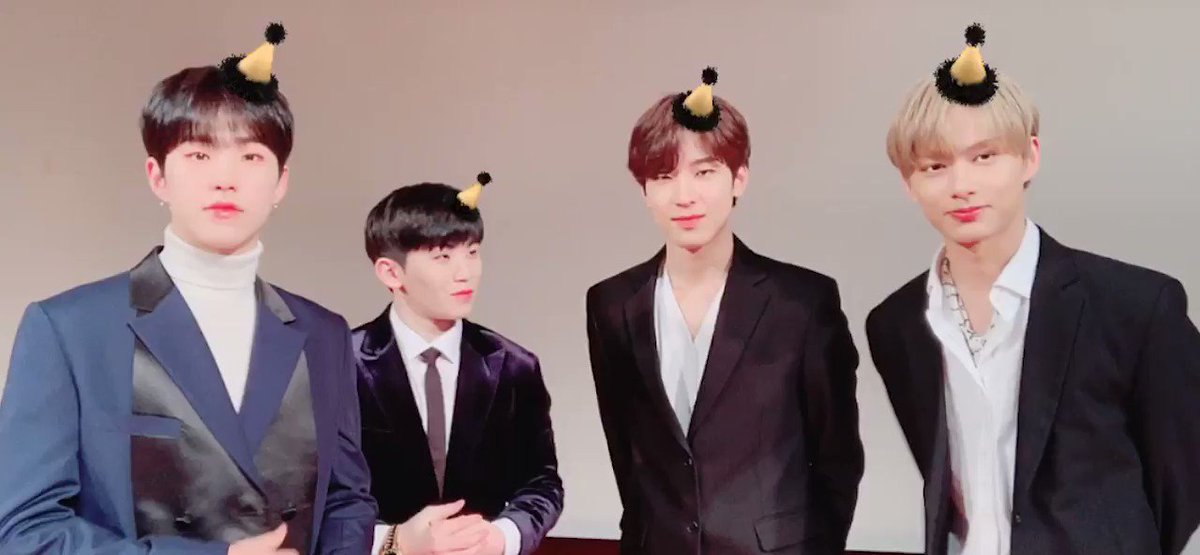 ๐HAPPY BIRTH DAY TO CARAT๐
#HAPPYCARATDAY ๐
#์บ๋ฟ_์ธ_๋ฒ์งธ_์์ผ_์ถํํด ๐
from. #SEVENTEEN #JUN #HOSHI #WONWOO #WOOZI ๐๐