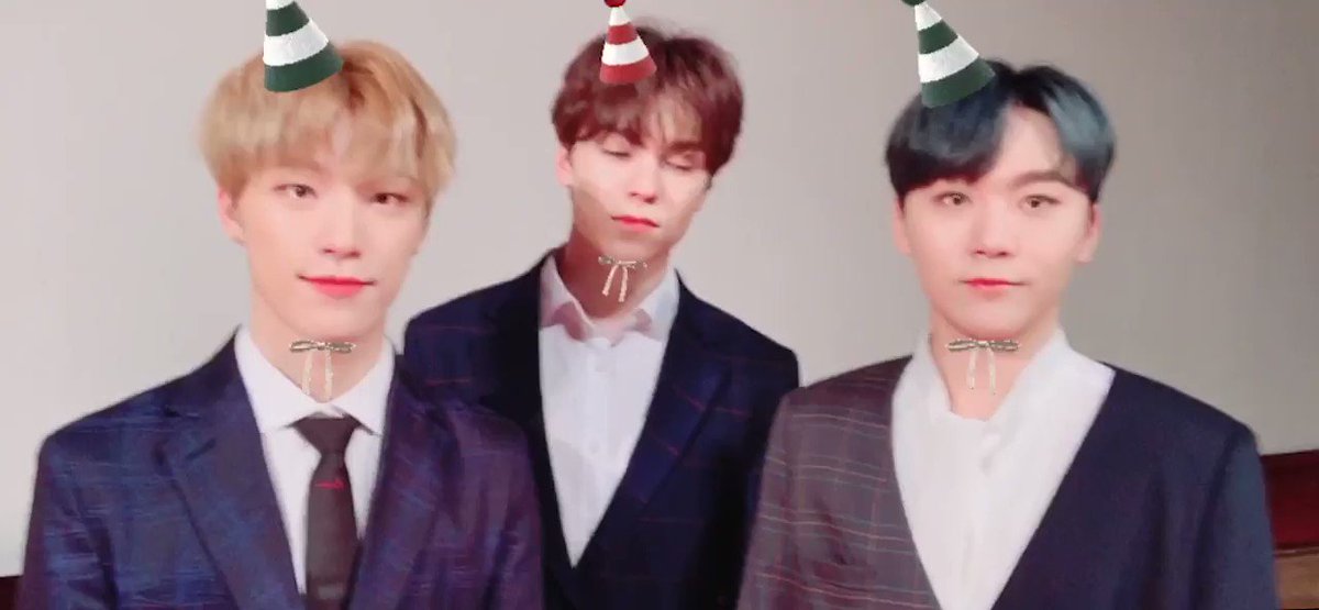 ๐HAPPY BIRTH DAY TO CARAT๐
#HAPPYCARATDAY ๐
#์บ๋ฟ_์ธ_๋ฒ์งธ_์์ผ_์ถํํด ๐
from. #SEVENTEEN #SEUNGKWAN #VERNON #DINO ๐๐