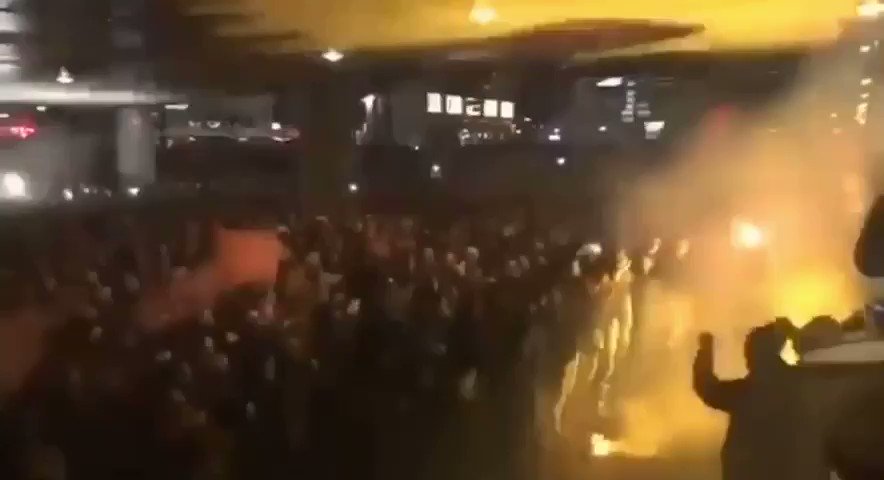 Ajax fans before their game against Real Madrid tonight. 👏
