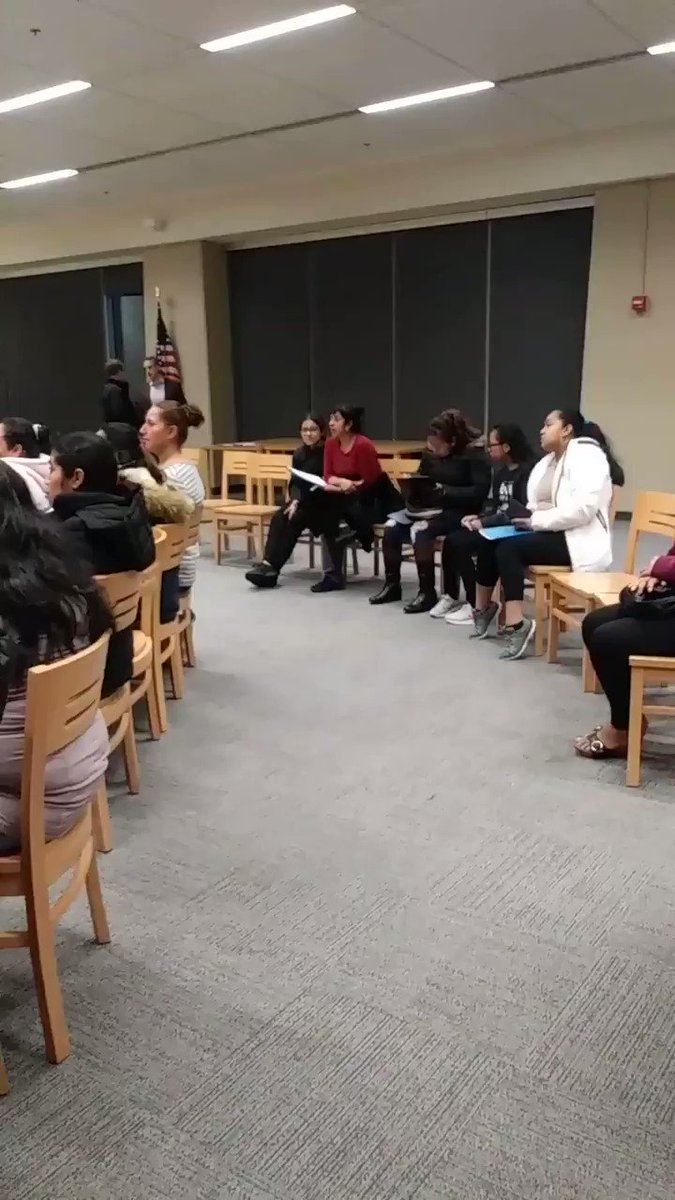 We had so much information at the 8th grado Latino parent meeting with NAHS with Mr. Galban with all my Sutton Parents. @SuttonPrincipal @NorthAtlantaHi Great parent participation and support.