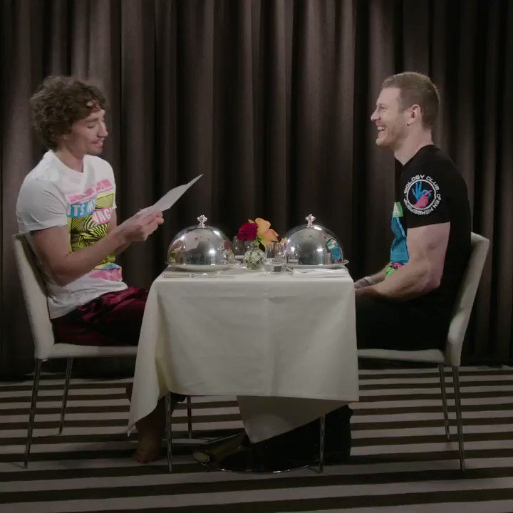 Umbrella Academy will be streaming from 8am tomorrow morning (!!), but for now watch @RobMSheehan and @Tomhopperhops's biceps reading thirsty tweets, coz valentines