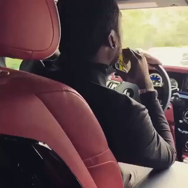 New 🔥🔥 with @MeekMill