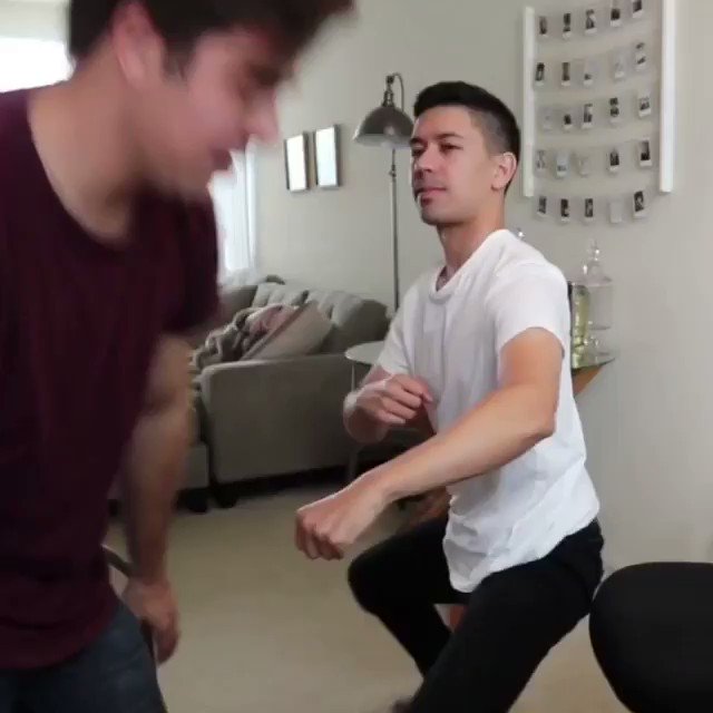 my moon and sun sign fighting about who should take control of my emotions for the day