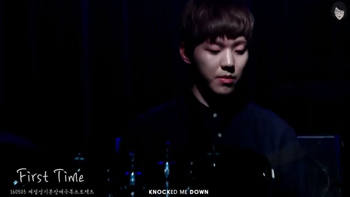 If you don't believe me or think that I was being bias when I said Dowoon has improved a lot, here's a video of him playing First Time from 2016 and 2018. He was reserved, now he's free. He was more focused on how he plays, now he's enjoying more.
PS. He's so cute wth ๐ญ
