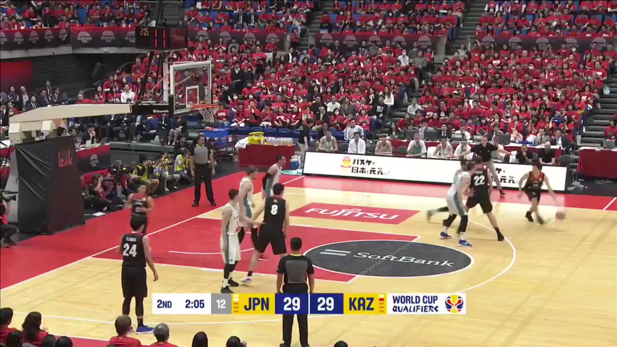 Big @NickFazekas in ๐ฌ!
#FIBAWC #ThisIsMyHouse @JAPANBASKETBALL