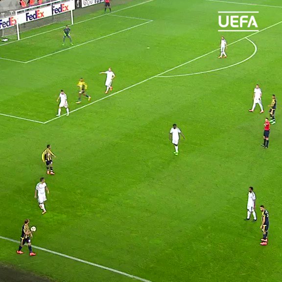 #OnThisDay in 2⃣0⃣1⃣6⃣
⚽️ Josef de Souza @Fenerbahce 🆚 Lok Moskau #UEL