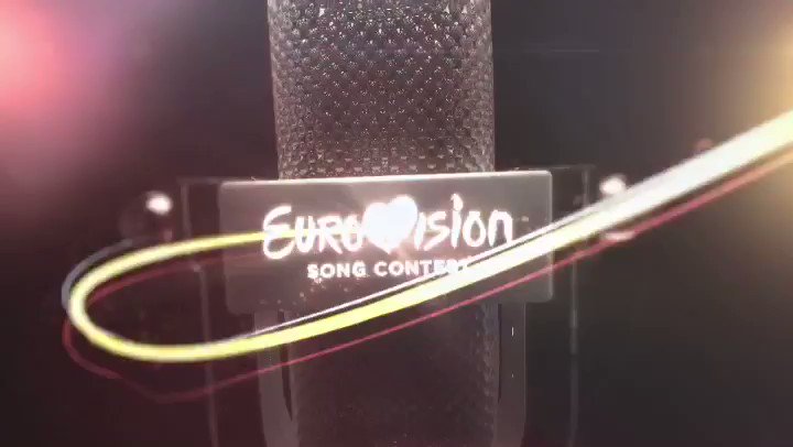 Dogajanje v tednu dni pred Emo 2019 so v svoje objektive ujeli tudi srednješolci Luka, Žan in Matija, ki na @rtv.slovenija opravljajo srednješolsko prakso. 💪✨
#ema #ema2019 #DareToDream #eurovision #telaviv #esc2019 #esc #slovenia #music #ebu #rtvslo #bts