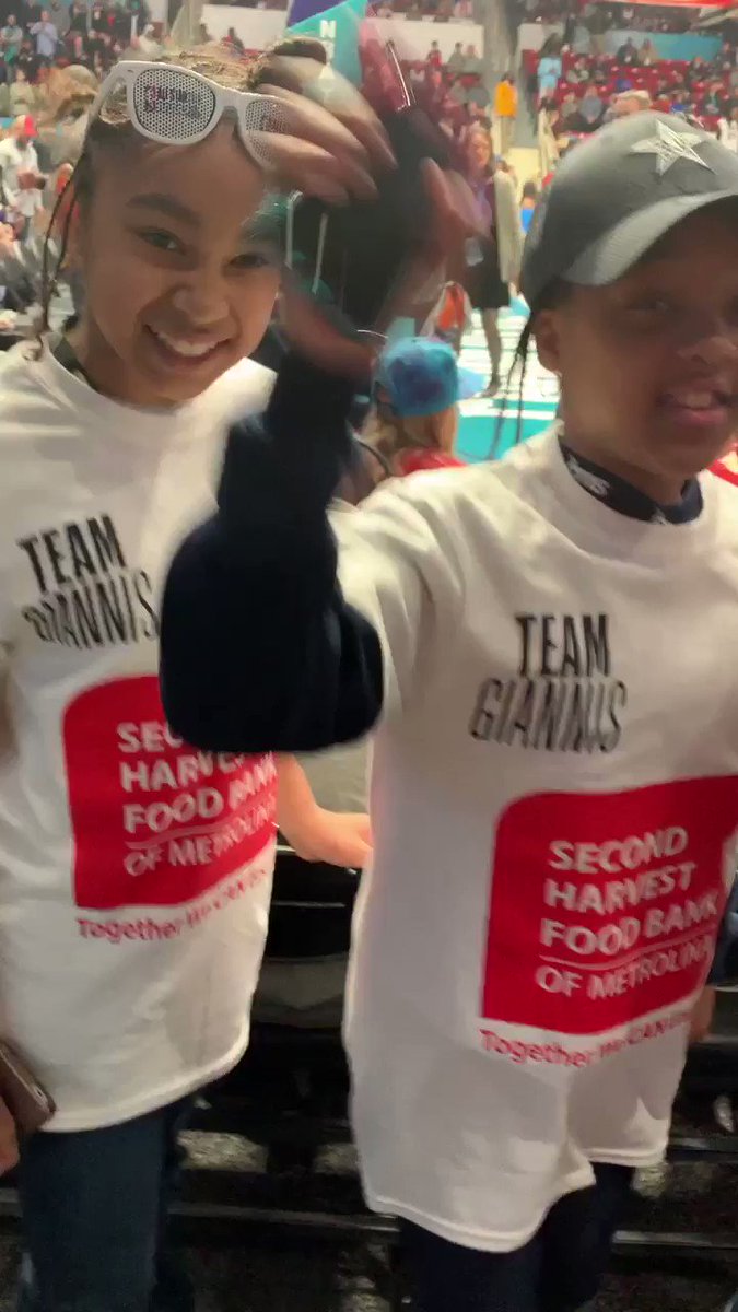 Team @Giannis_An34 (@shmetrolina) is ready!!!!
#ALLSTAR2019