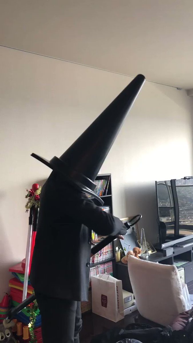 今朝格好良いものが届いたのでテンションがあがって撮りました