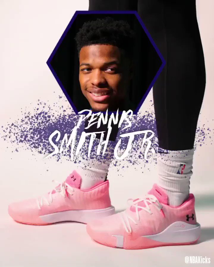 RT @NBAKicks: @Dennis1SmithJr’s #NBAKicks for the #ATTSlamDunk! #StateFarmSaturday
@NBALatam #NBAAllStar
