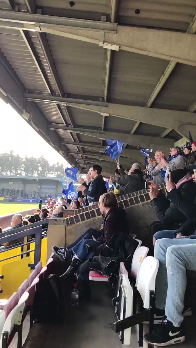 Beautiful day for @ChelseaFCW v @ArsenalWFC in the @SSEWomensFACup. Gutted it’s so warm as I was going to test out my new electric heated vest! – at The Fan's Stadium Kingsmeadow