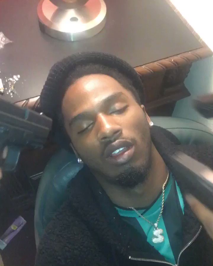 RT @brendonisdead: the Kardashians waking up Jordyn Woods like https://t.co/eTOCOHtfxN